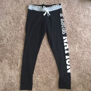 Pink Victoria’s Secret Leggings 🌹